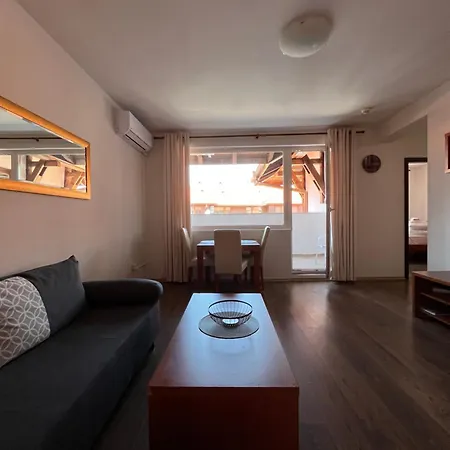 Royal Towers 253 Apartment